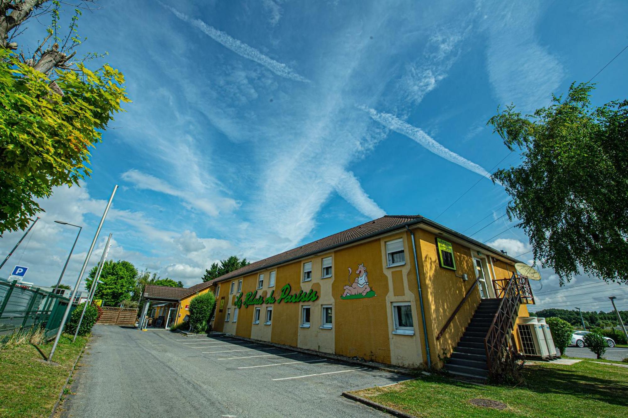 Logis Hotel - Le Relais Du Parisis Villeparisis Exteriör bild