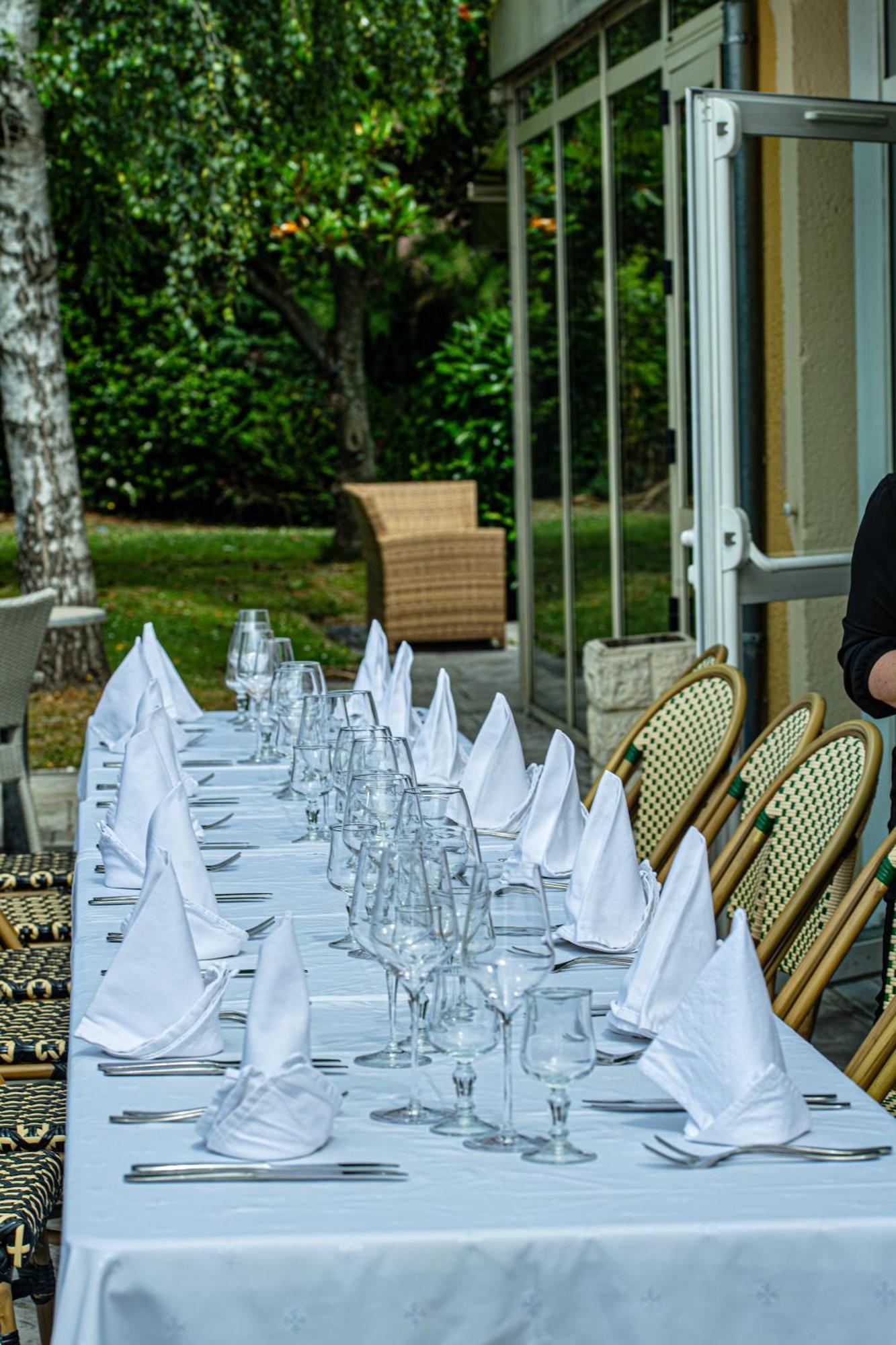 Logis Hotel - Le Relais Du Parisis Villeparisis Exteriör bild