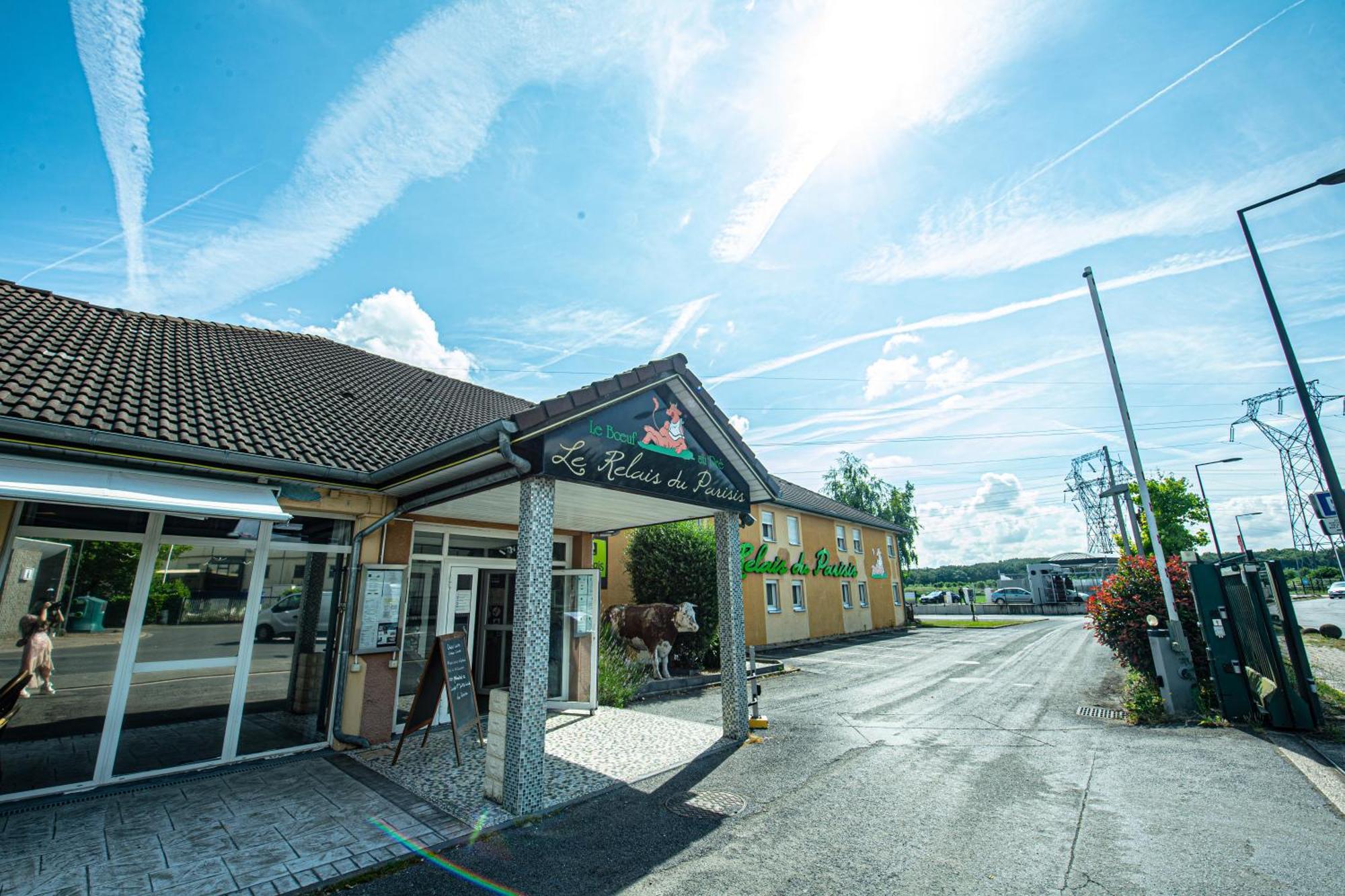 Logis Hotel - Le Relais Du Parisis Villeparisis Exteriör bild
