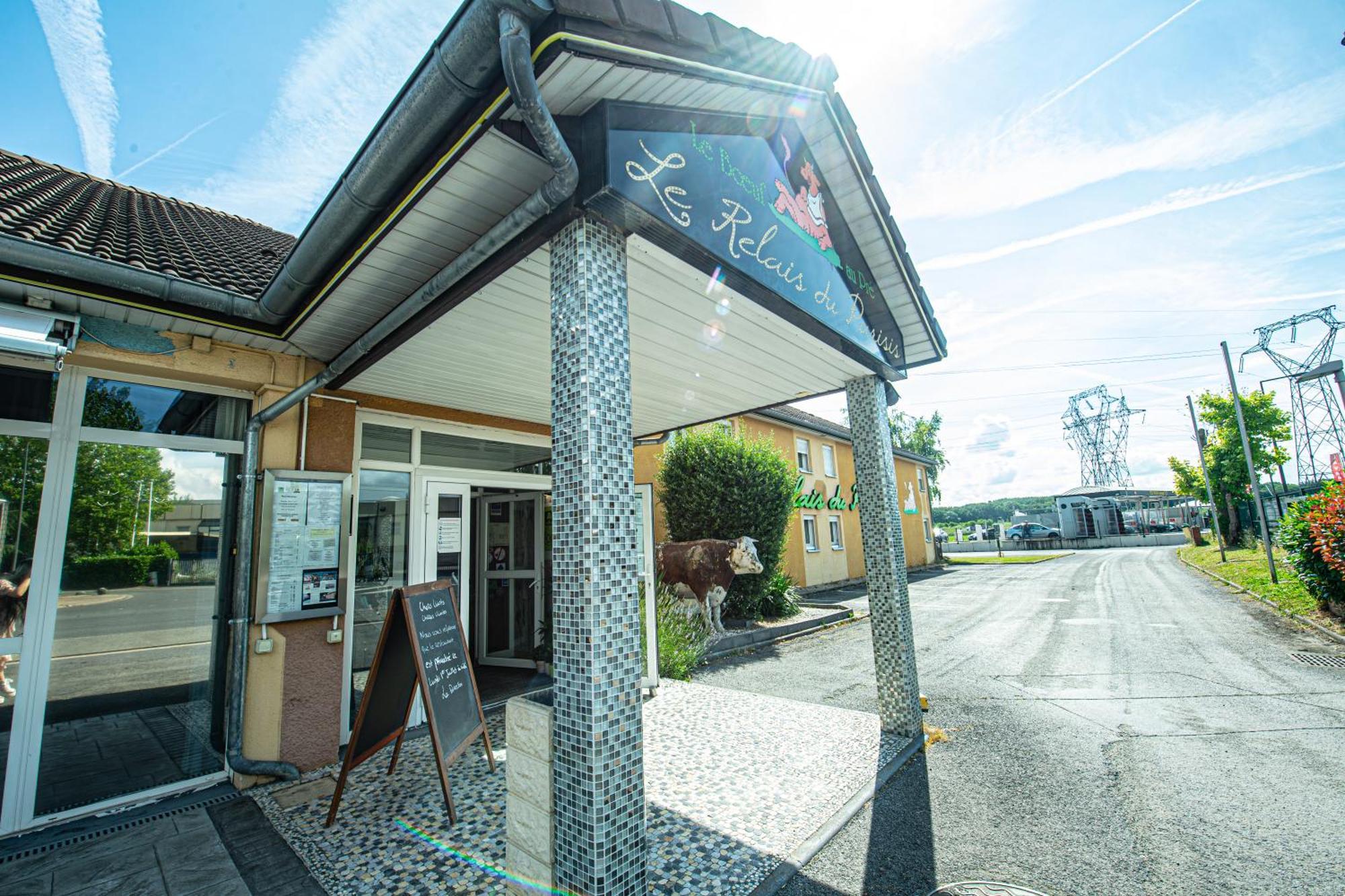 Logis Hotel - Le Relais Du Parisis Villeparisis Exteriör bild